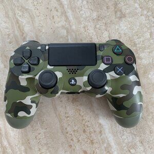 DualShock 4 Wireless Controller for PlayStation 4 - Green Camouflage PS4